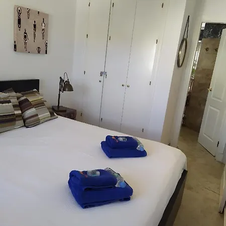 Reina Sofia 45 * Estepona