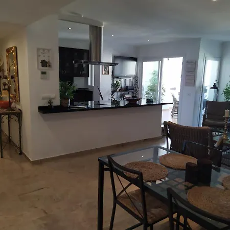 Apartment Reina Sofia 45 Estepona