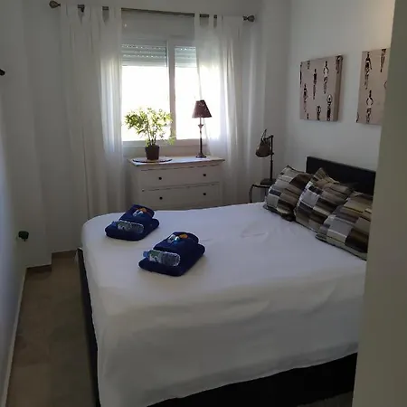 Reina Sofia 45 Apartment *