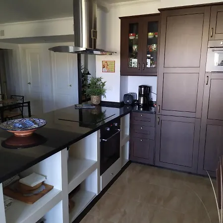 Reina Sofia 45 Lejlighed *